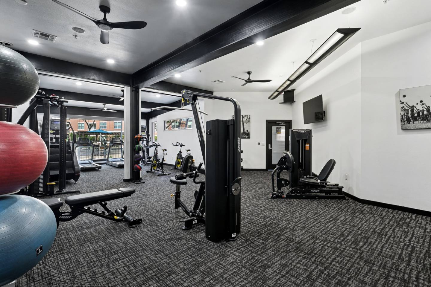 5225 Maple Avenue Image 23