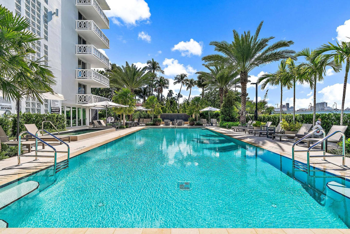 333 Sunset Ave. Image 16