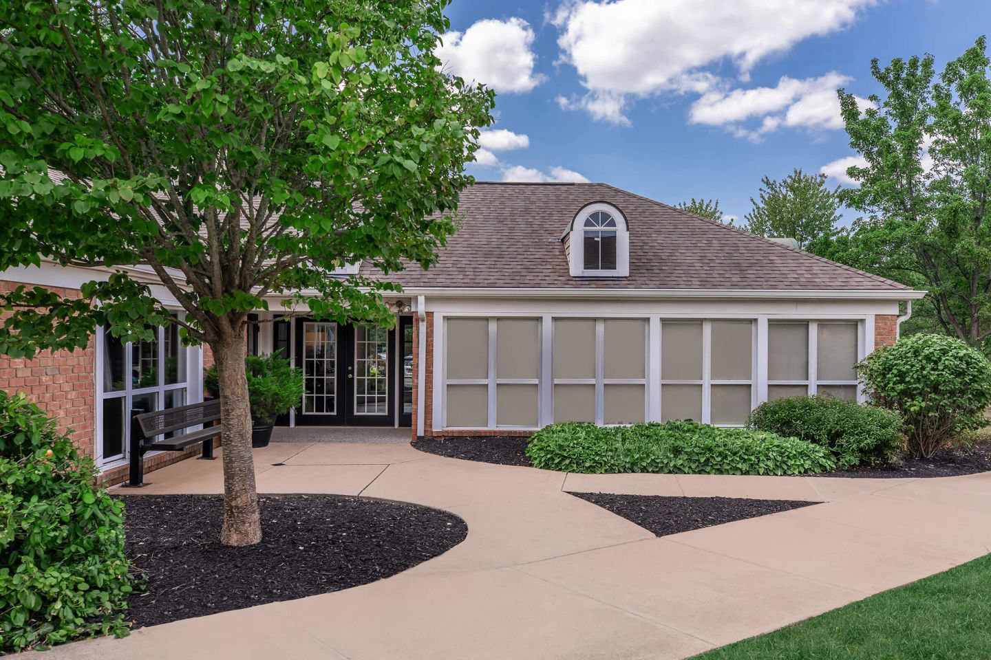 Williamsburg Townhomes Rental Homes Image 5