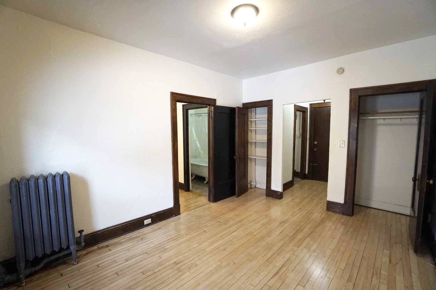 225 Place Apartments Image 30