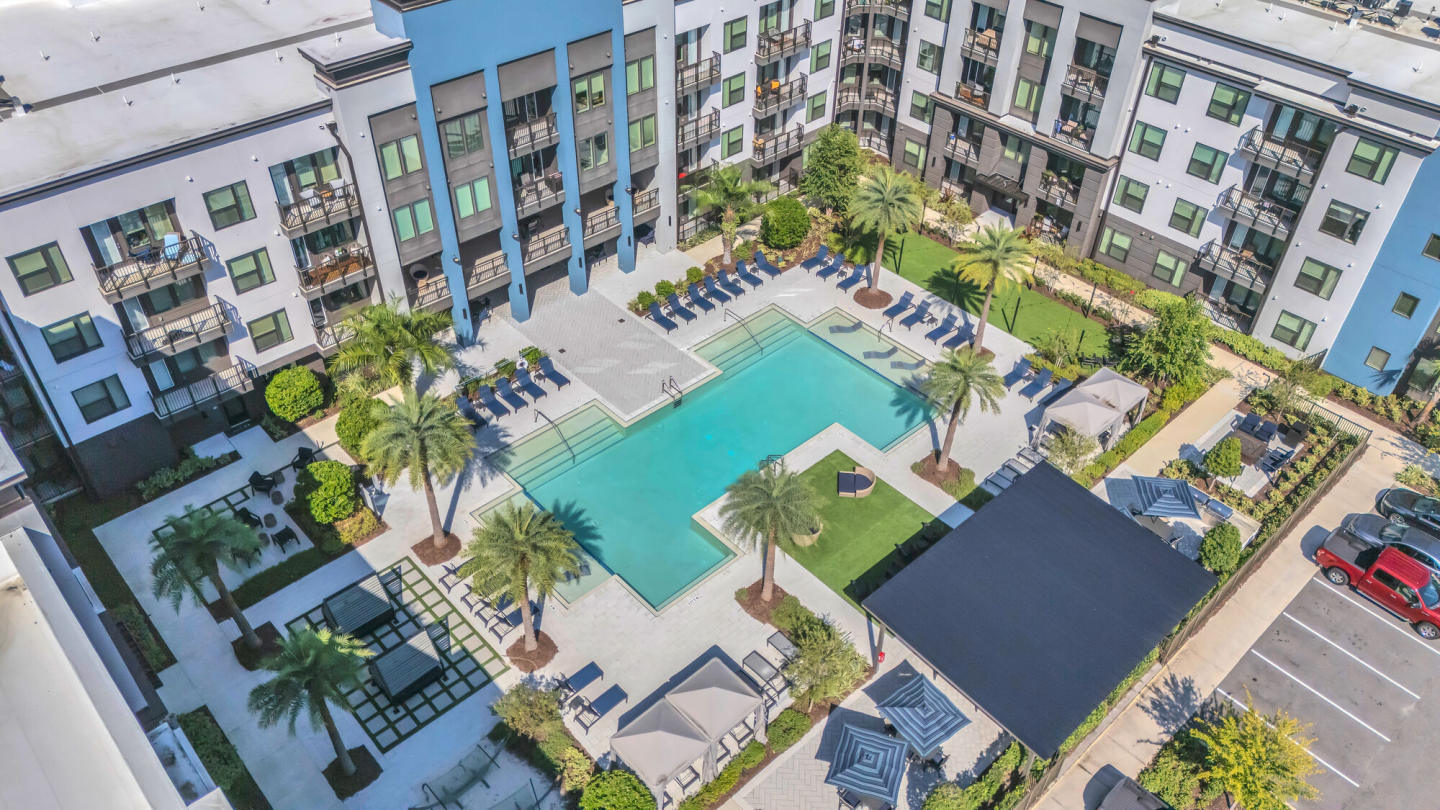 Avere Southside Quarter Image 18