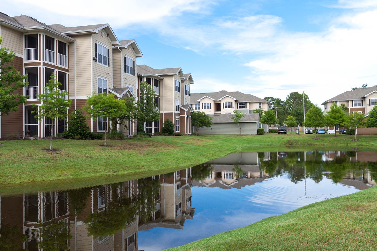 Cypress Pointe Image 1