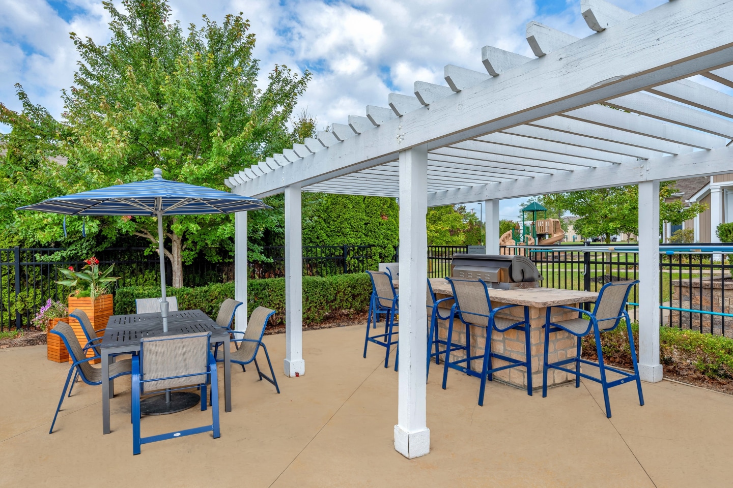 Hilliard Grand Apartments Image 20
