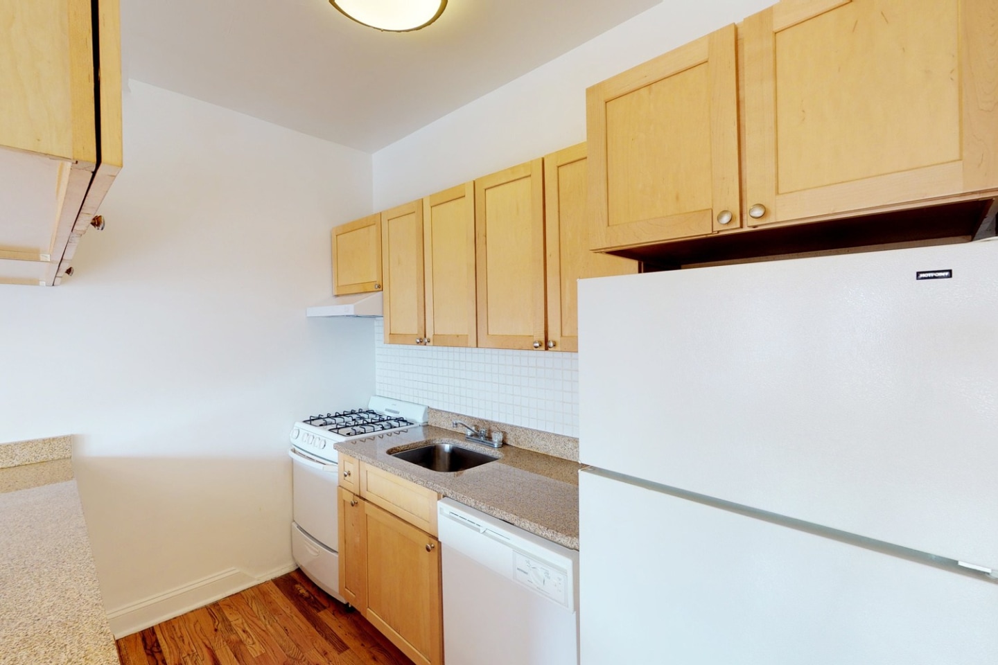Maple Court Image 11