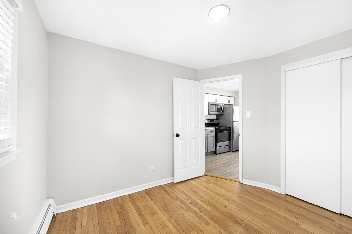 7620 S Coles Image 13