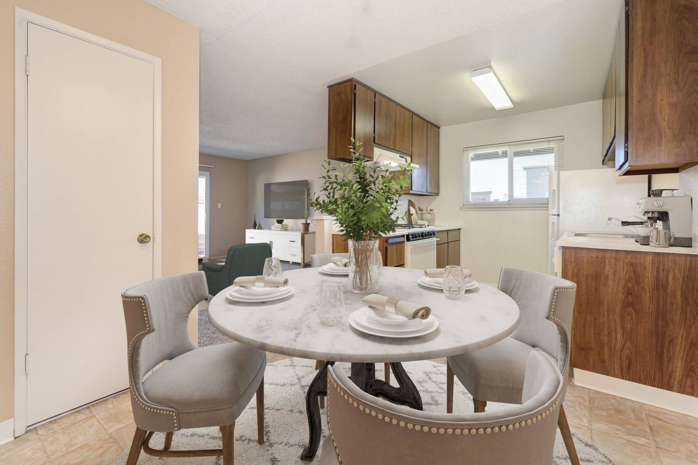 Brentwood Apartments Image 8