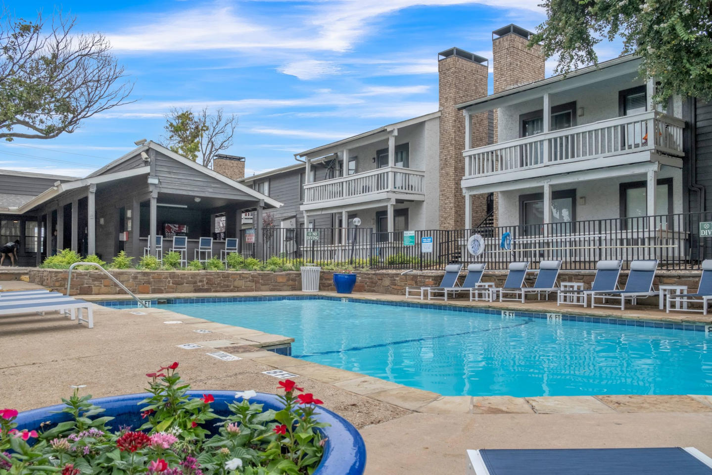 Riverwalk Apartments Image 21