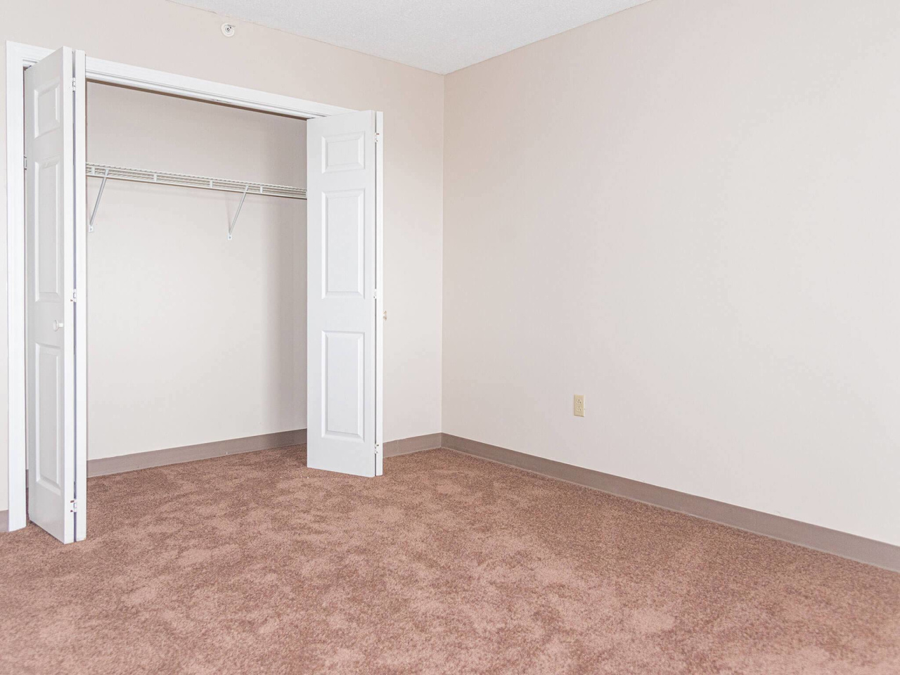 Schaffer Heights - Senior Housing Image 7