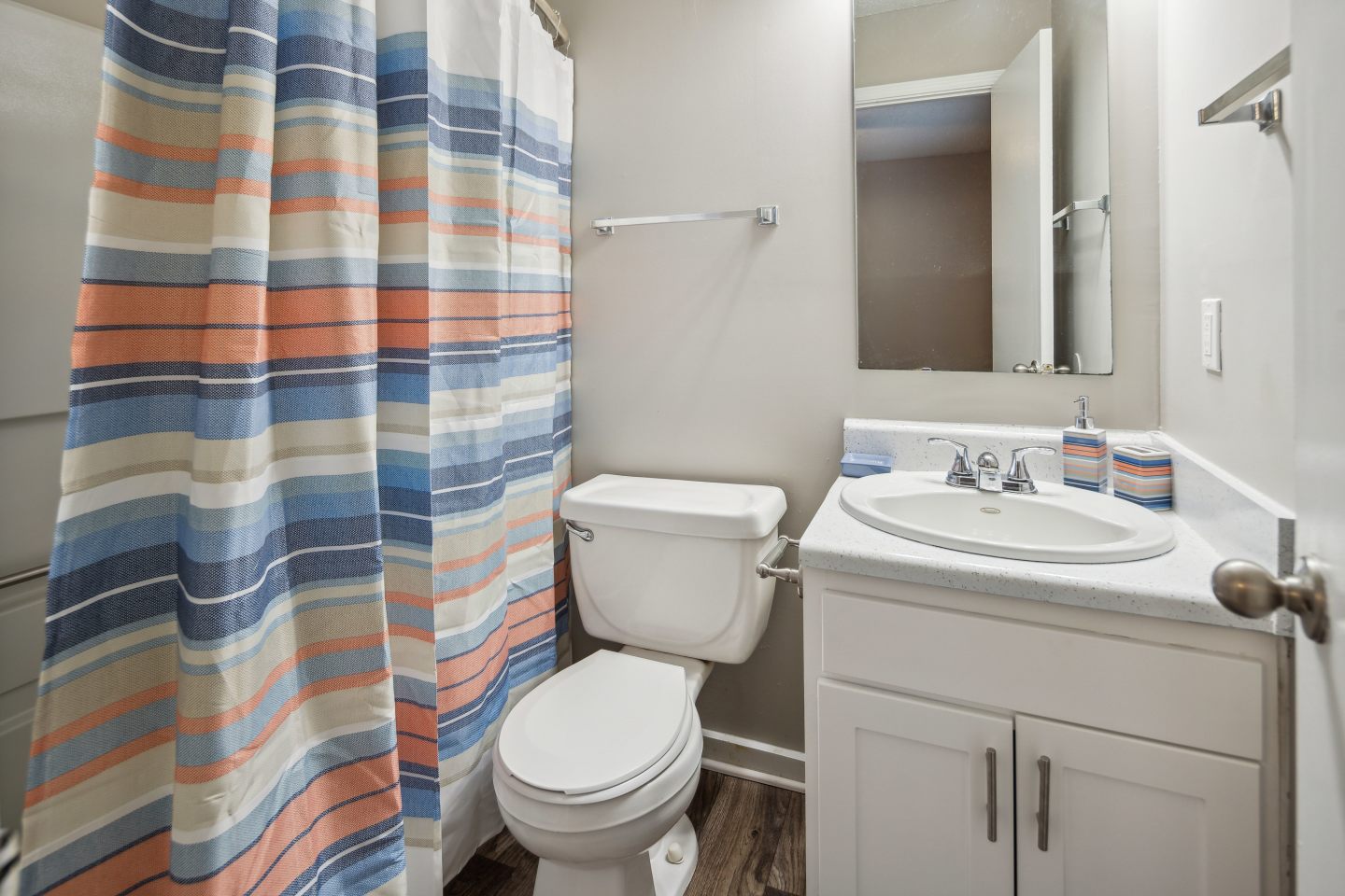Davidson Apartment Homes Image 7