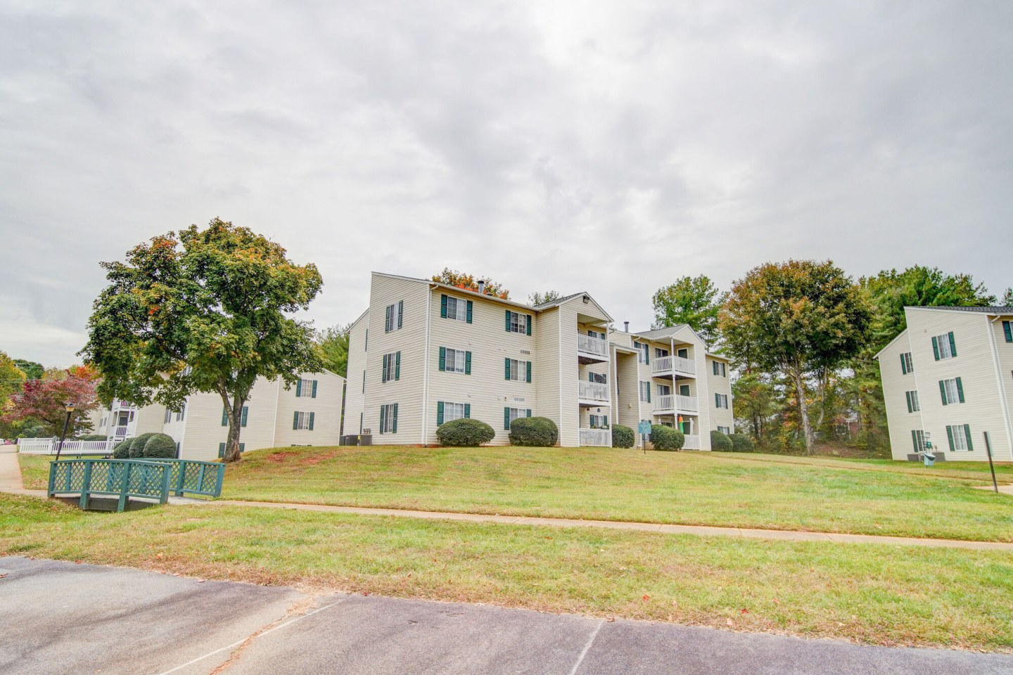 Falcon Pointe Image 3