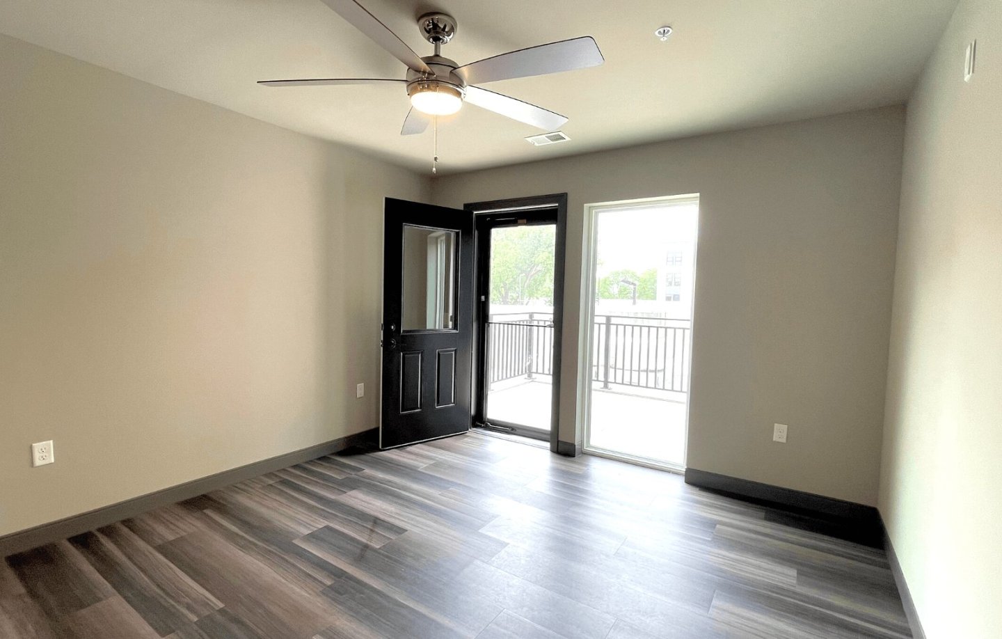 Park Cedar Apartments - Affordable Housing Image 19
