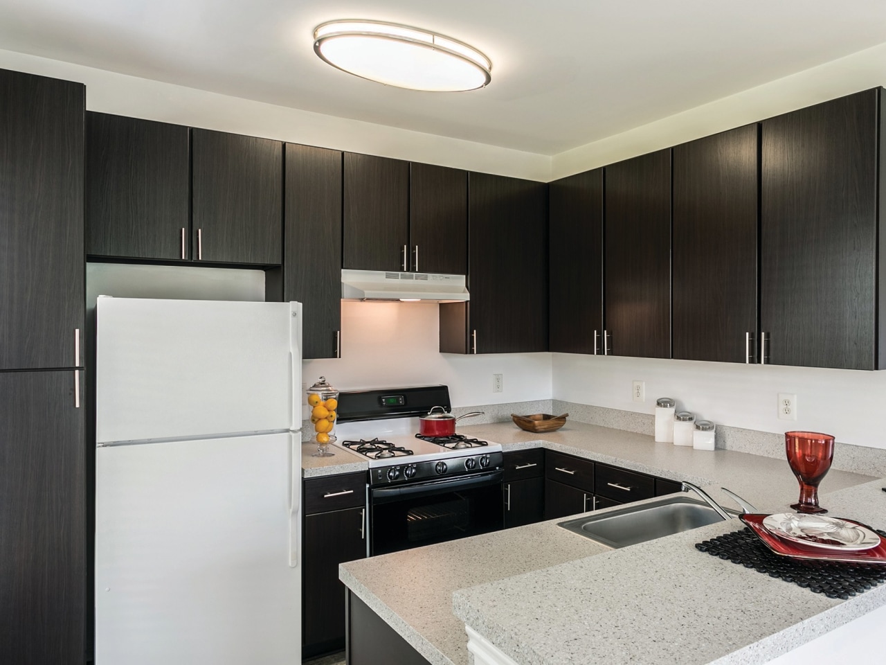The Apartments at Cambridge Court Image 15