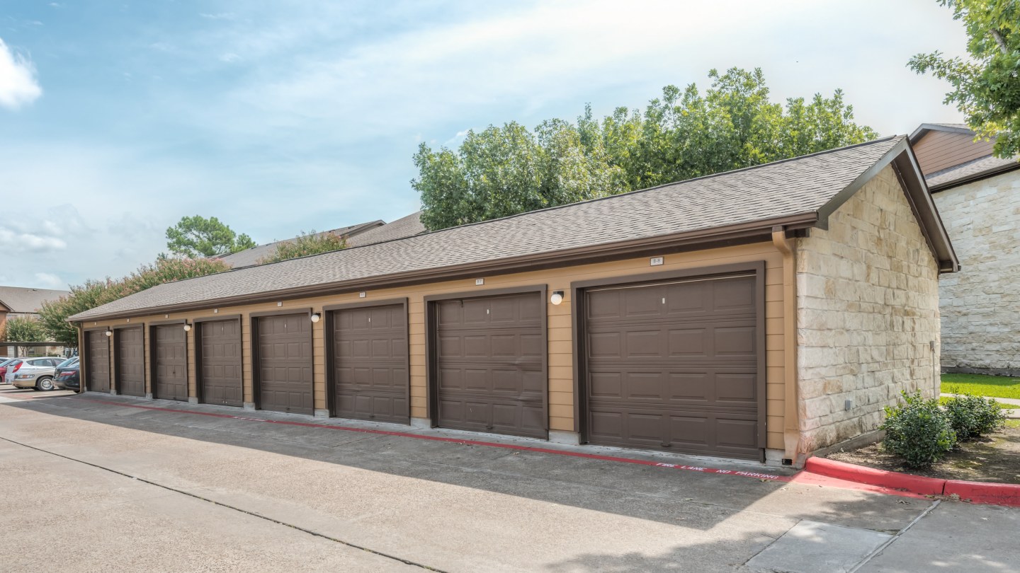 Stone Brook Apartments Image 3
