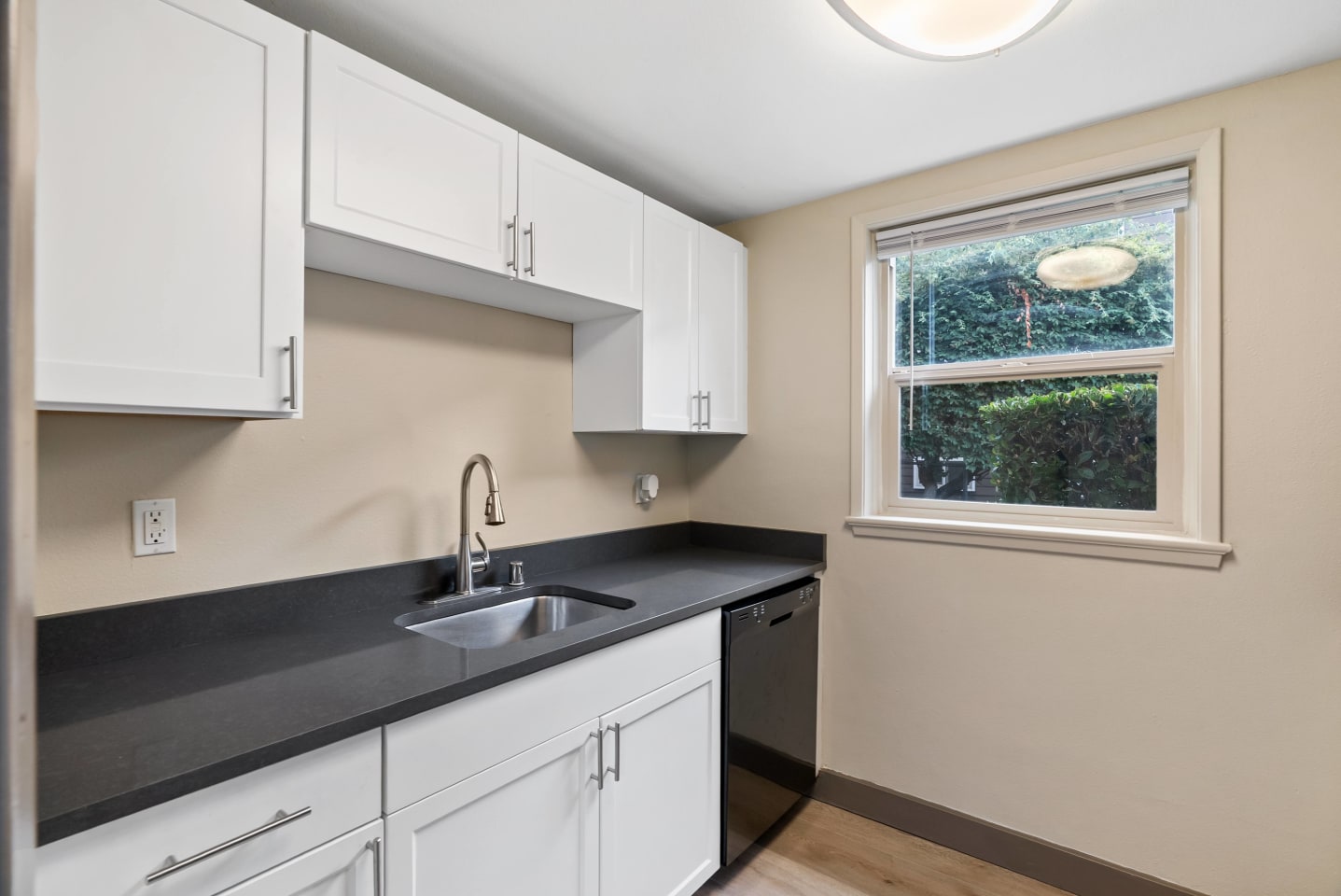 Cadence Apartments Image 27