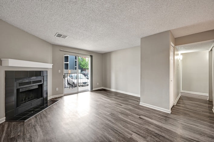 Summit Riverside Apartments Image 16