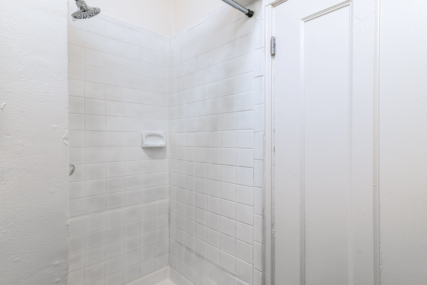 1030 LARKIN Apartments Image 12