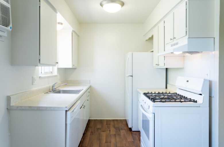 Cherry Hill Village Image 16