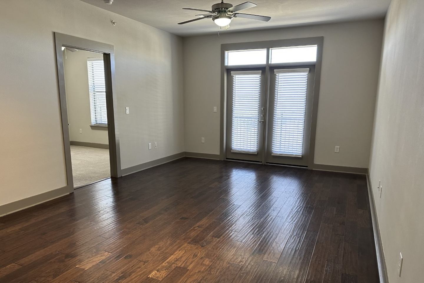 The Edge At Glade Park Apartment Image 4