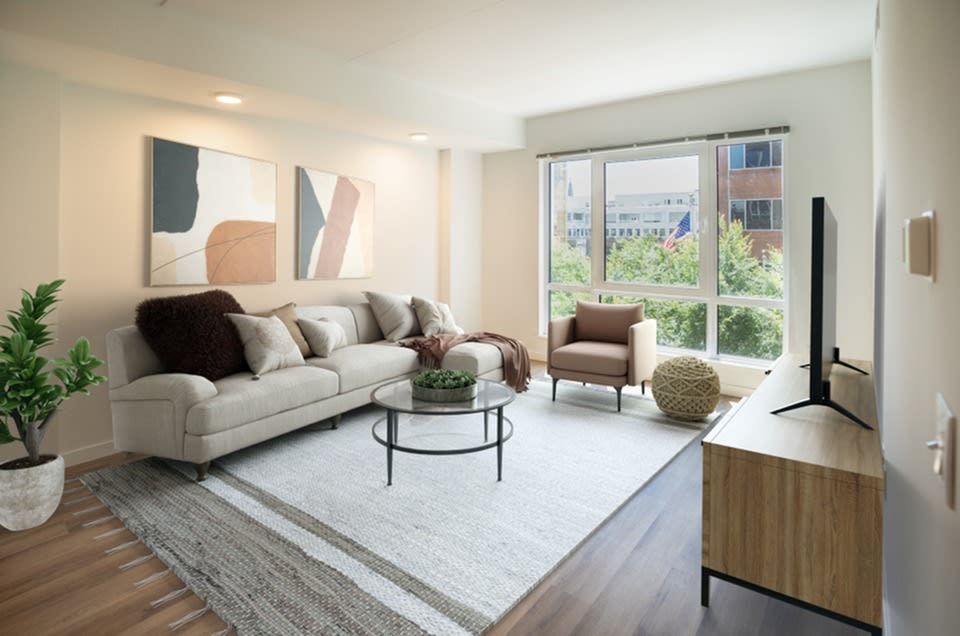 202 Queen Image 23