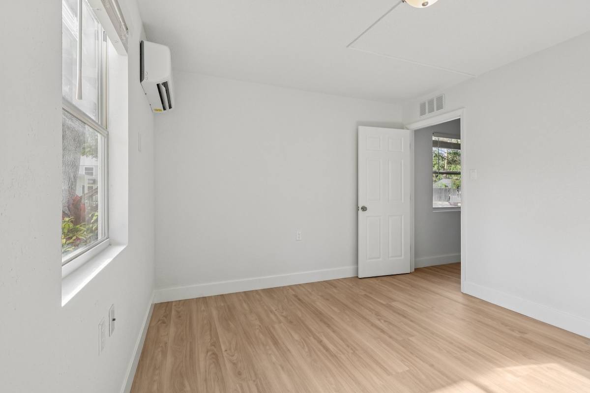 Haven on Canal Image 14