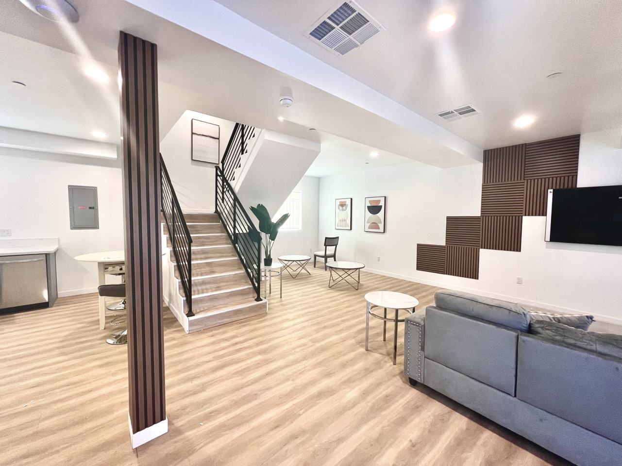 1654 W 35th Street - Co-Living Housing Image 17