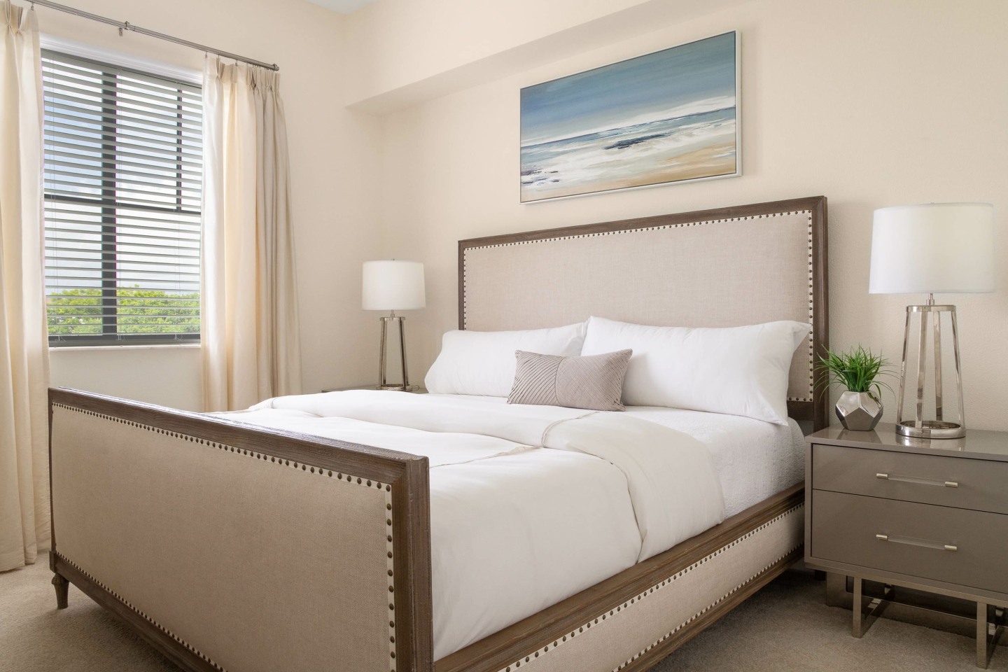 Doral View Image 13