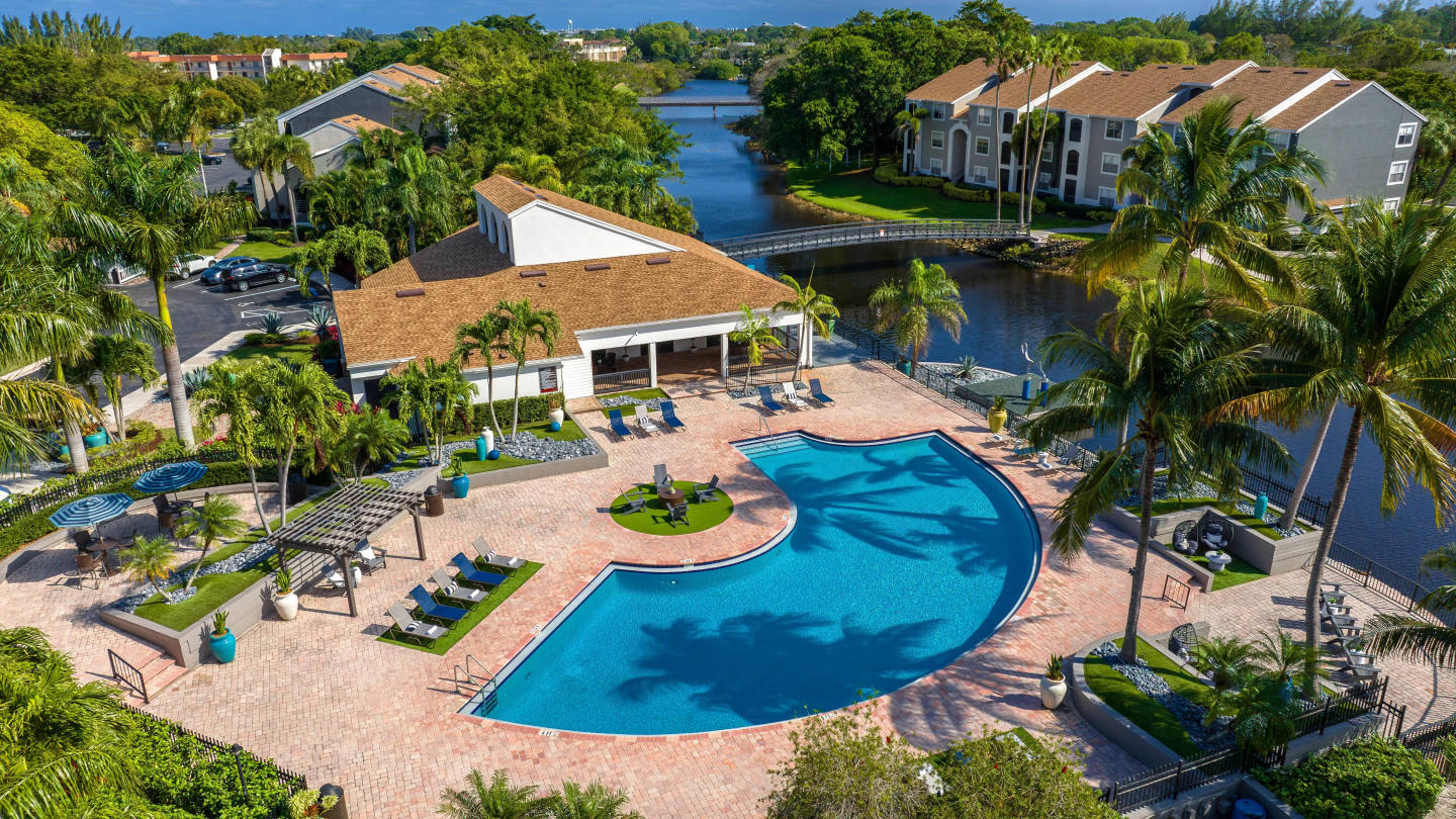 The View at Waters Edge Image 62