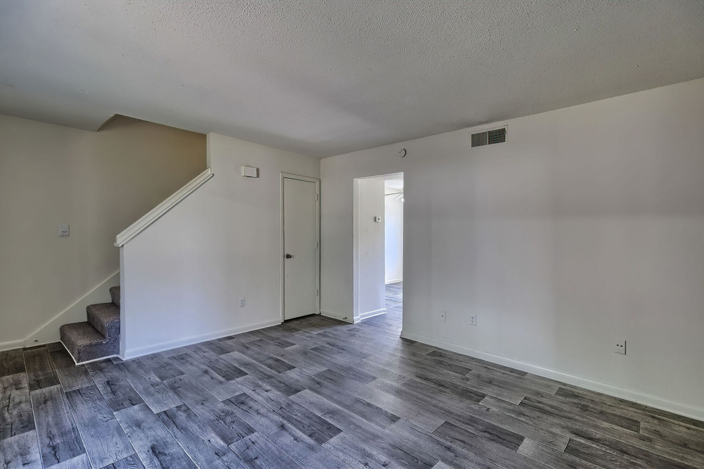 The Farrington Apartment Homes Image 7