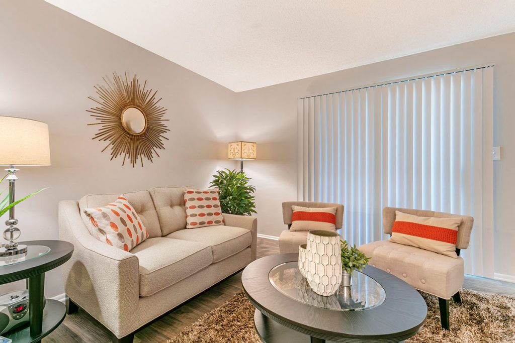 The Commons at University Square Apartments Image 2