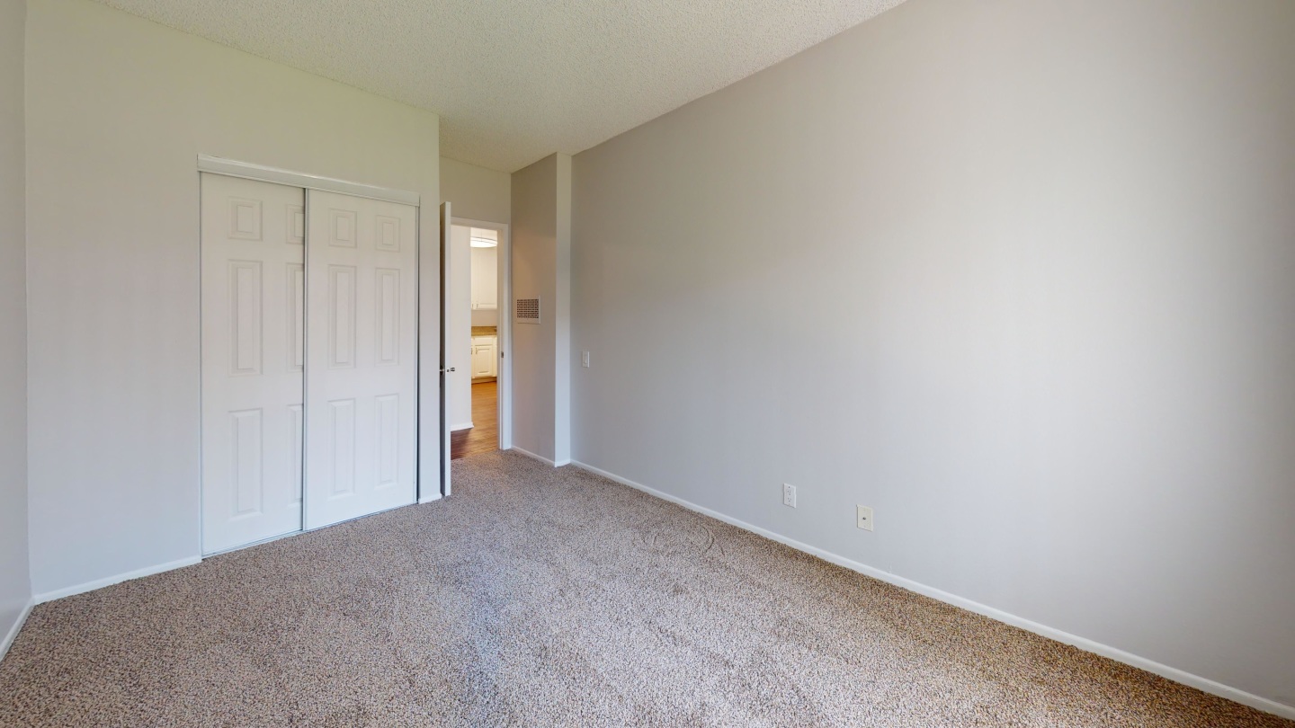 Charter Oaks Image 11