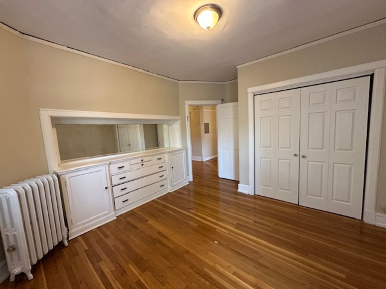 2534 N Prospect Avenue Image 16