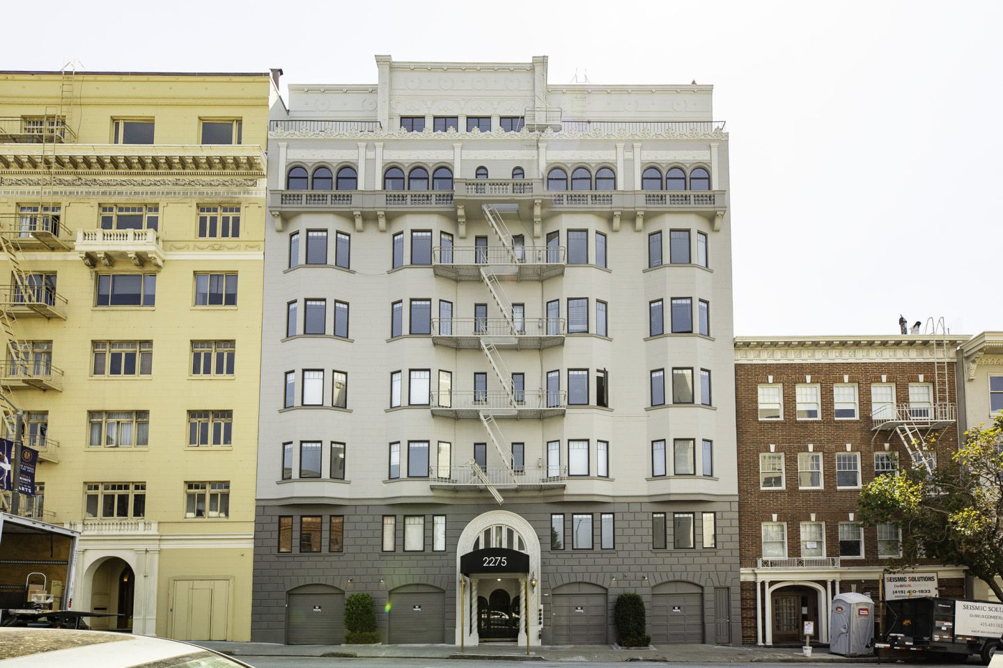 2275 BROADWAY Street Image 17