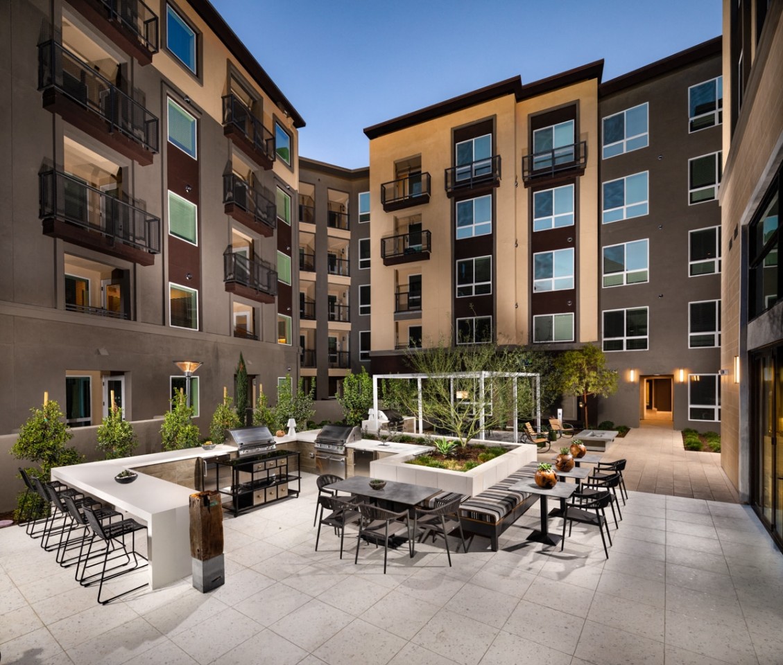 Clarendon Apartments Image 1