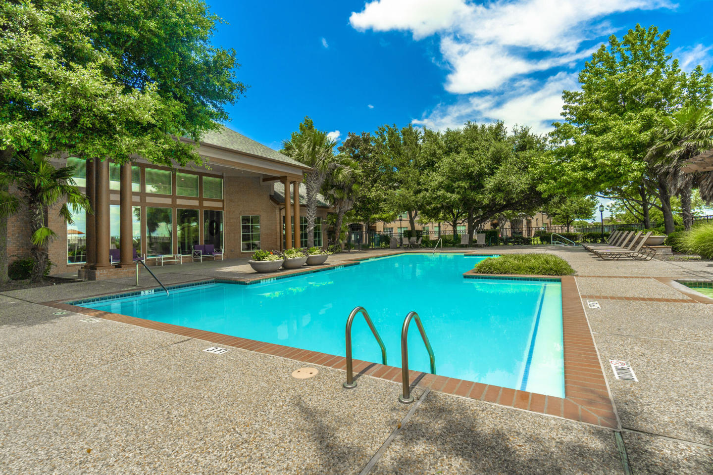 Blue Lake Villas Image 21