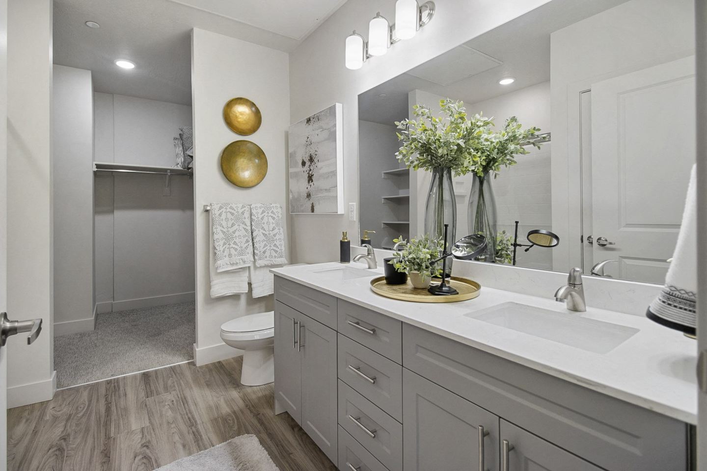 200 City View Image 42
