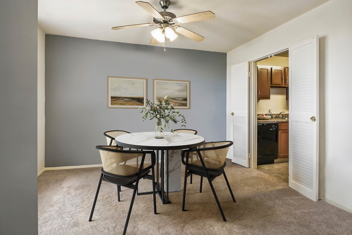 The Chateau Apartments Image 5