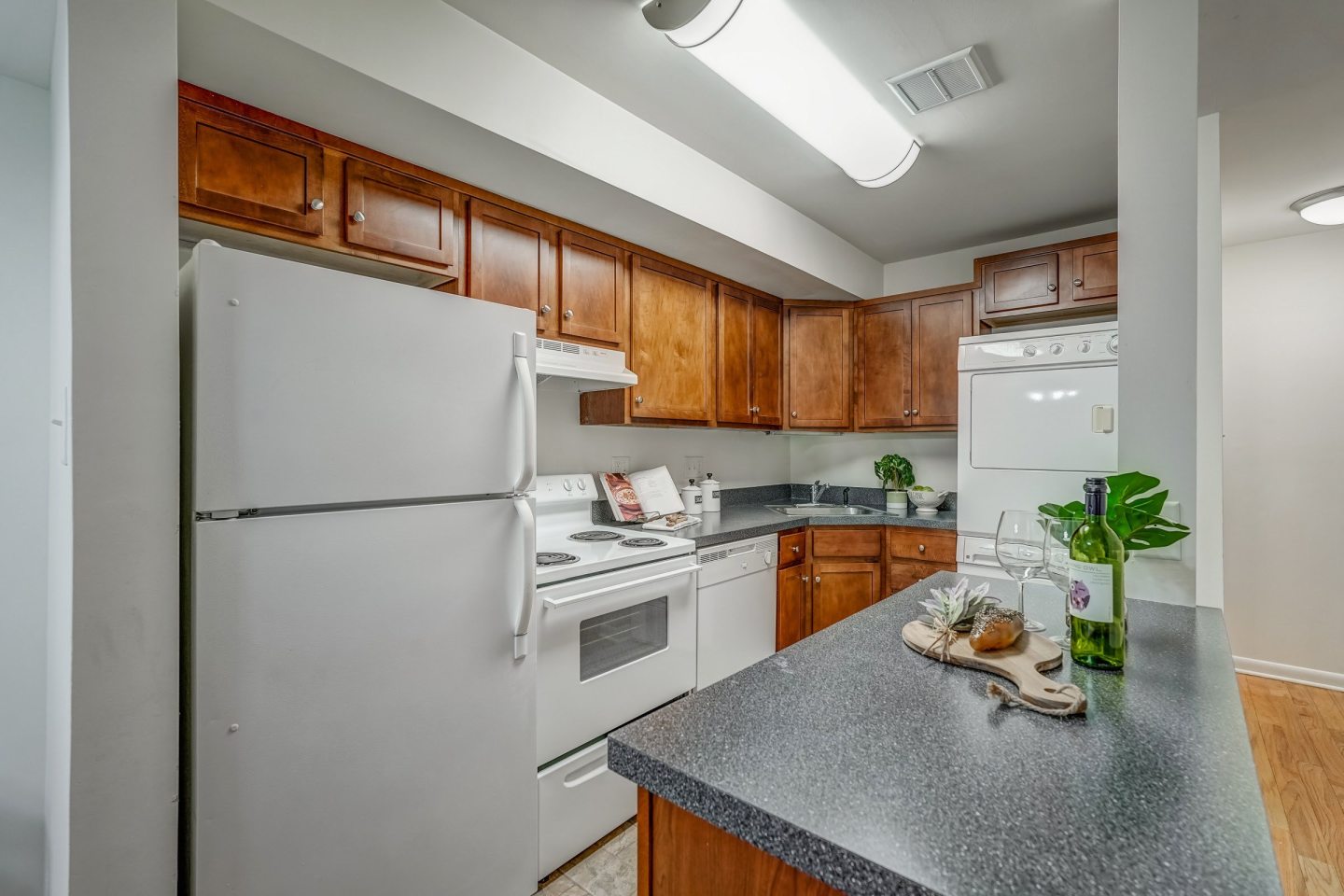 Rock Creek Apartments Image 1