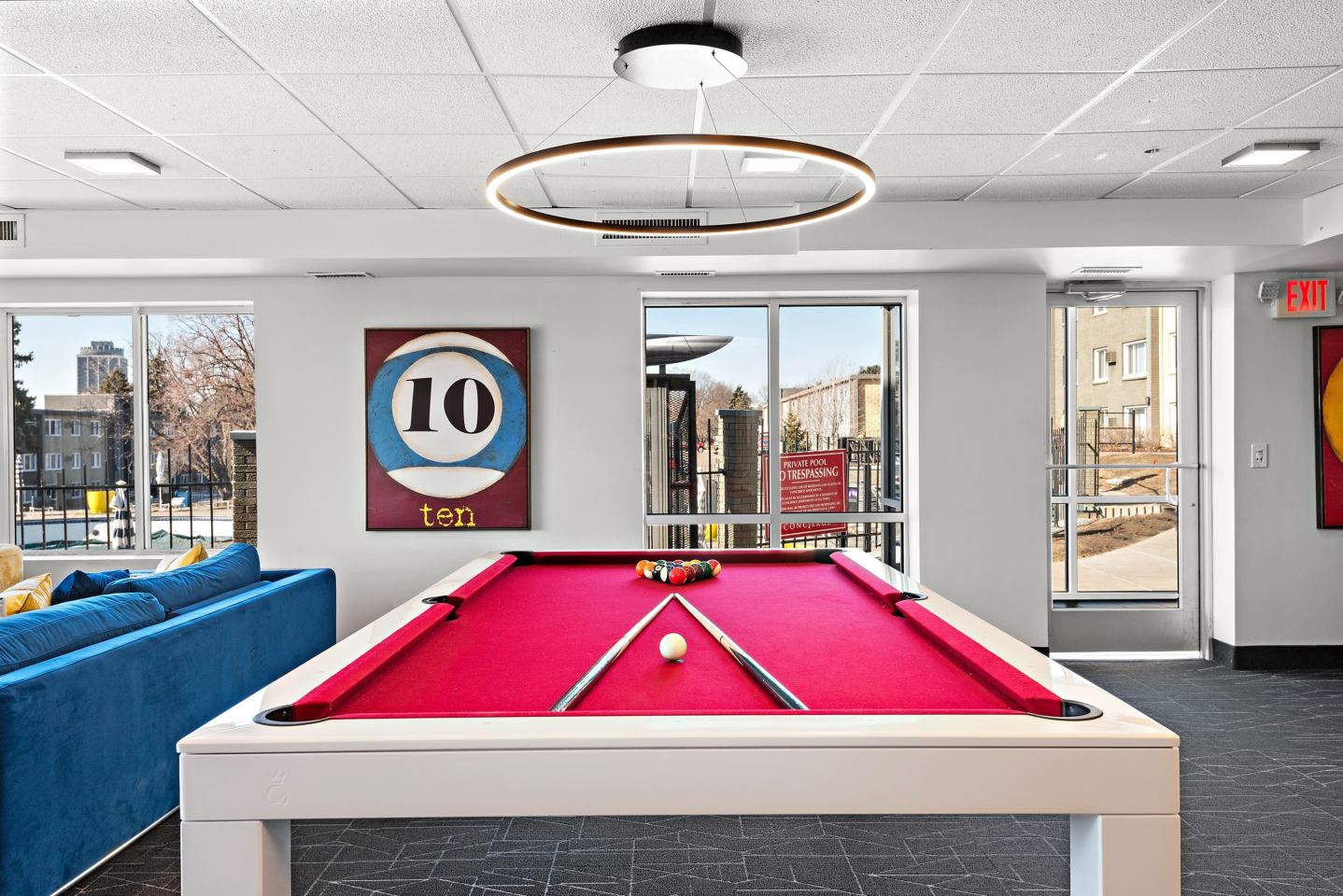 Concierge MN Apartments Image 34