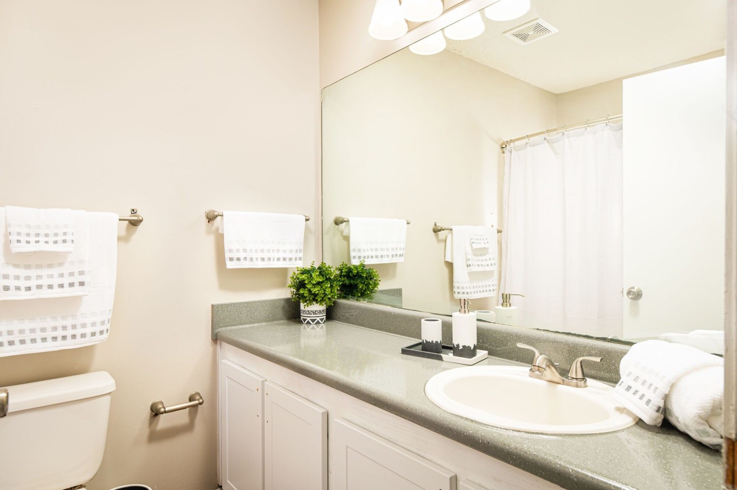 Southwind Apartments Image 11