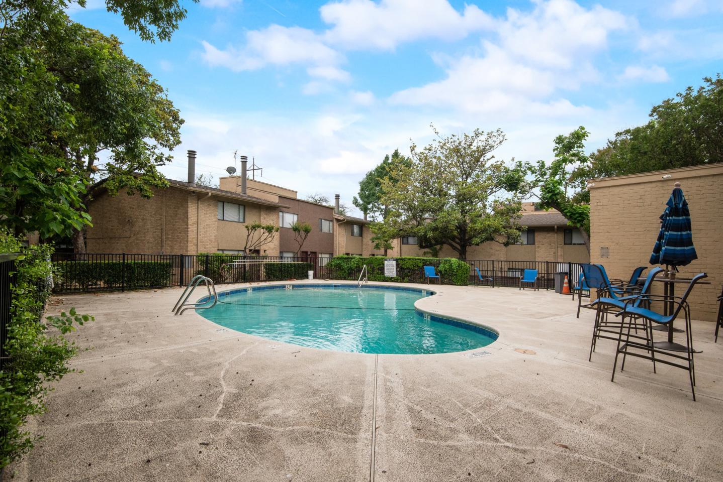 Lakefront Villas Image 21