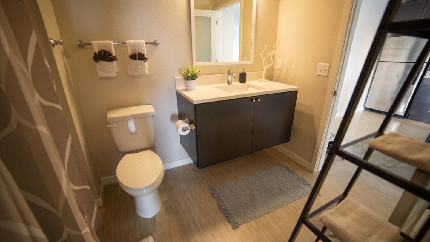 3828 Apartments Image 11