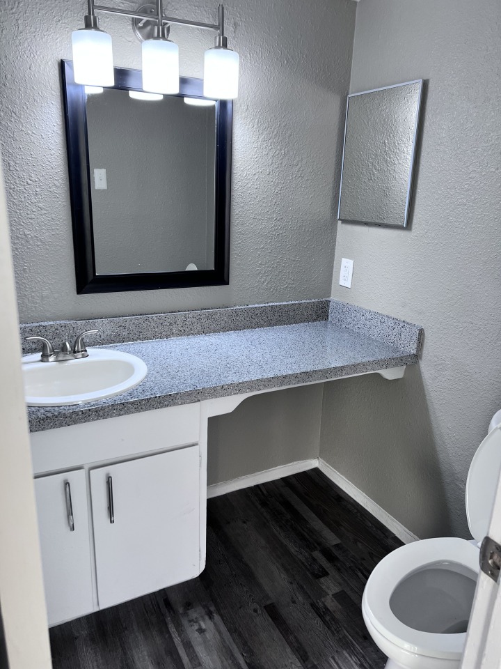 Autumn Creek Apartmenta Image 10