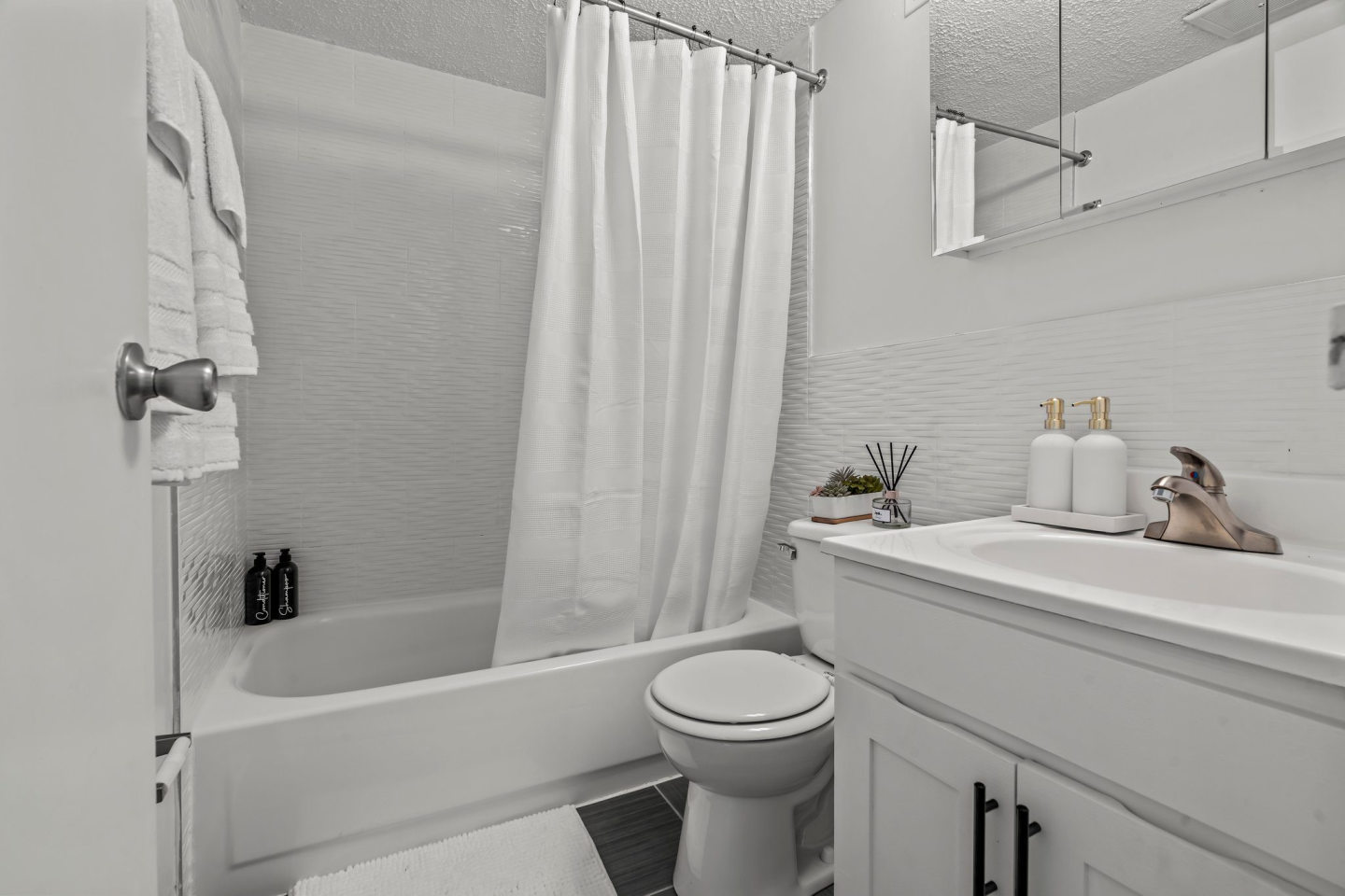 Rushwood Apartments Image 6