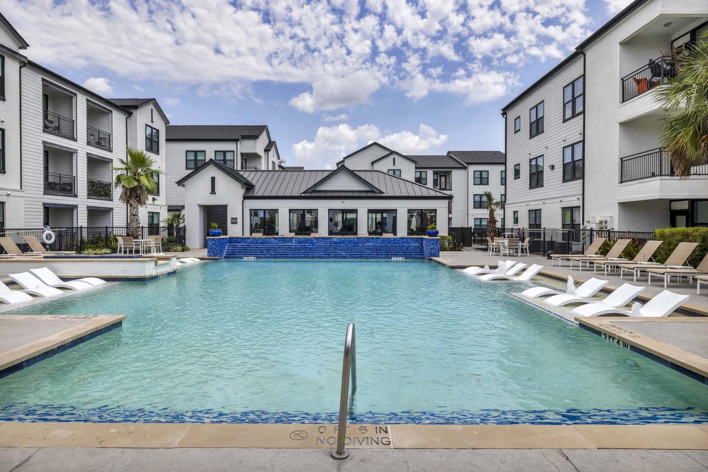 The Peri on Westheimer Image 9