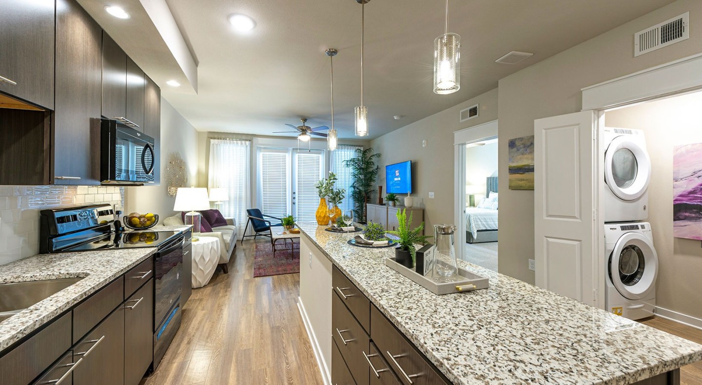 Town Center Lofts Image 4