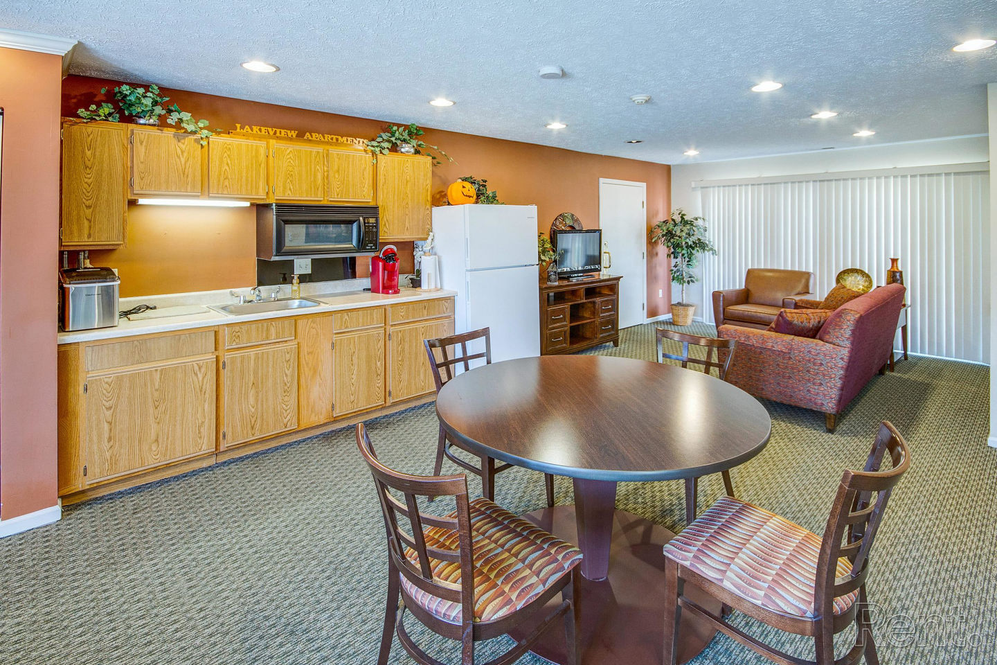 Lakeview Apartments Image 15
