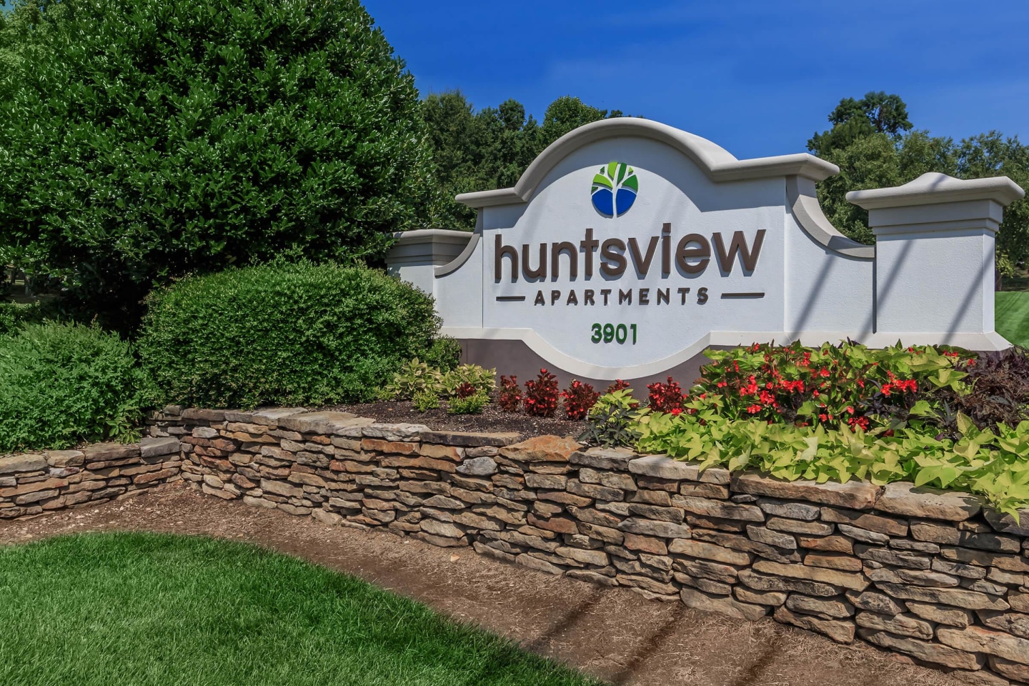 Huntsview Apartments Image 44