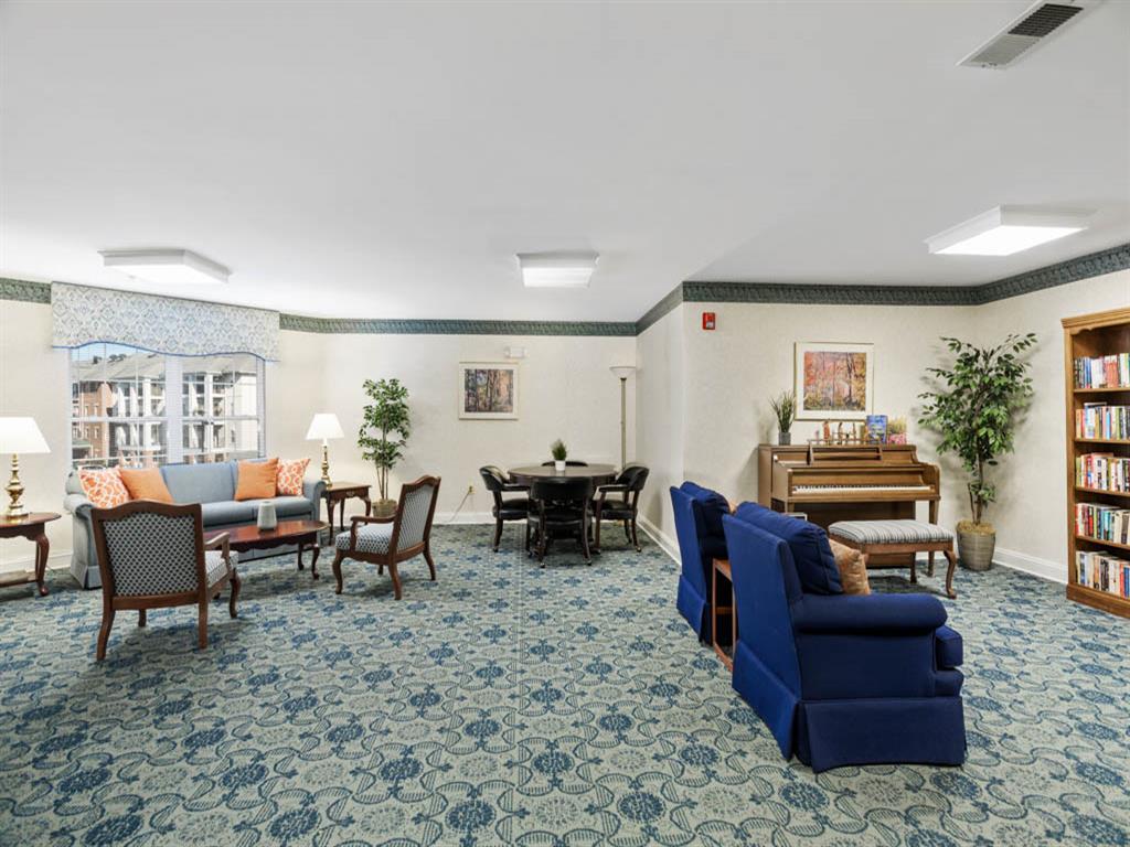 Senior Housing - Kentlands Manor Senior Apartments Image 7