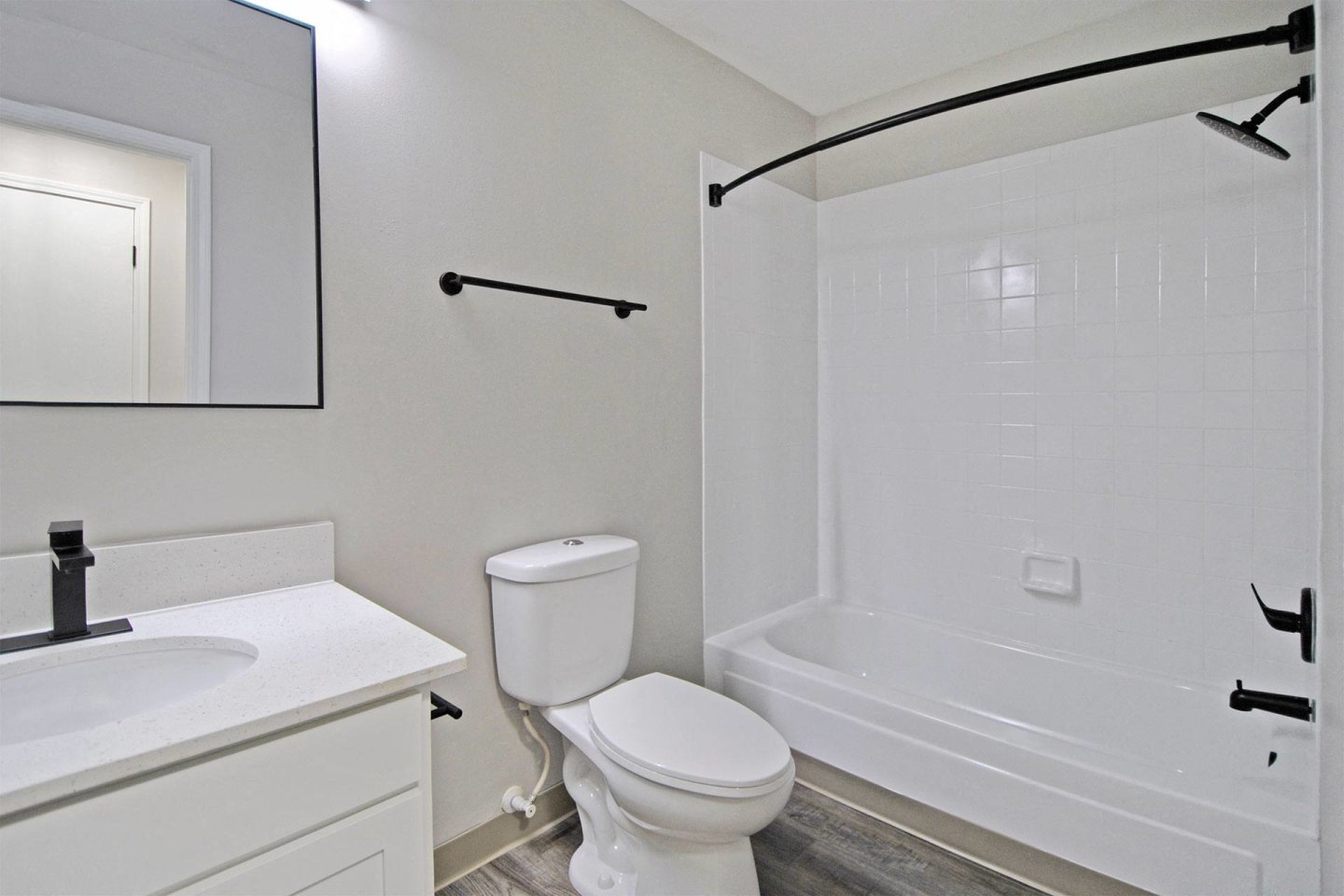 Woodland Valley Apartments Image 37