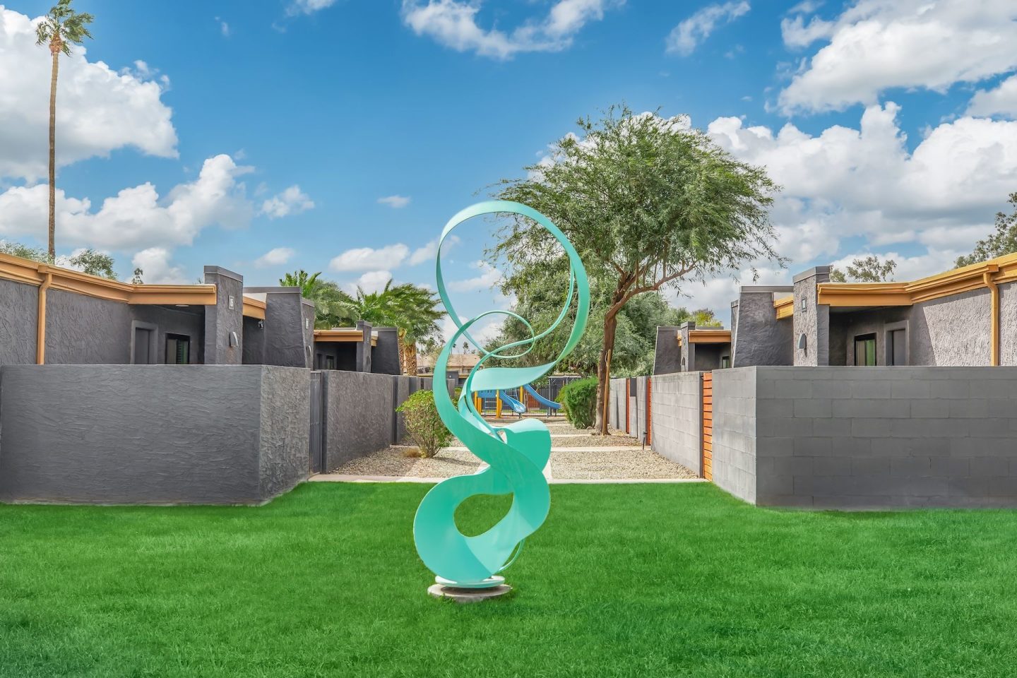 Aqua Apartments Image 6